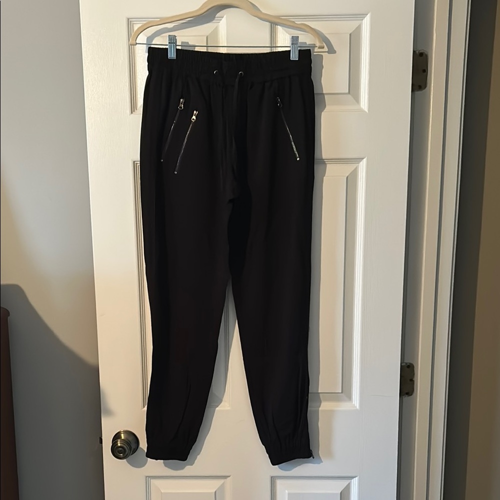 Chic Black Elastic Waist Joggers